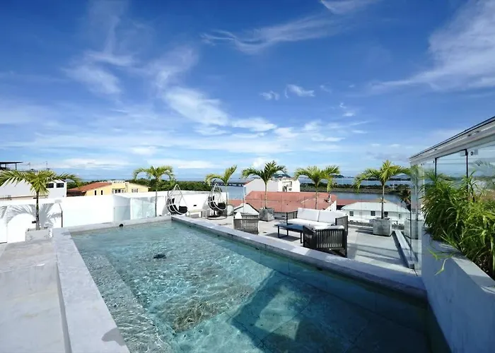 Designer 2Br With Pool In Casco Antiguo
